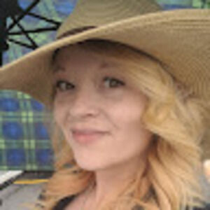 Meet your Posher, Robyn